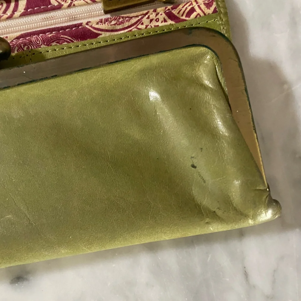 Hobo Women’s Leather Wallet - Light Green, Paisley Lining 🌿💫 - Picture 7 of 13
